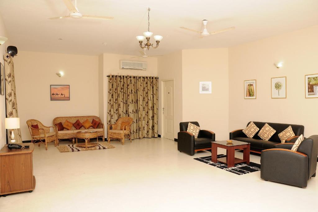 Executive Comfort Alwarpet เชนไน ภายนอก รูปภาพ